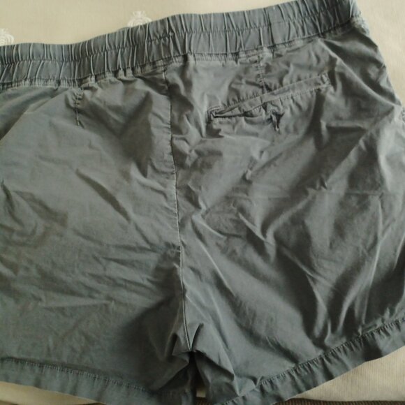 James Perse parachute shorts - Picture 5 of 5